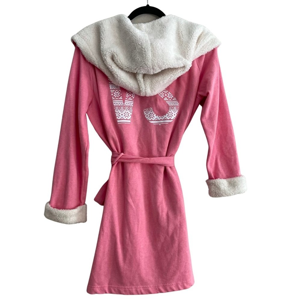 ❄️NWOT Victoria's Secret Pink Fluffy Robe❄️